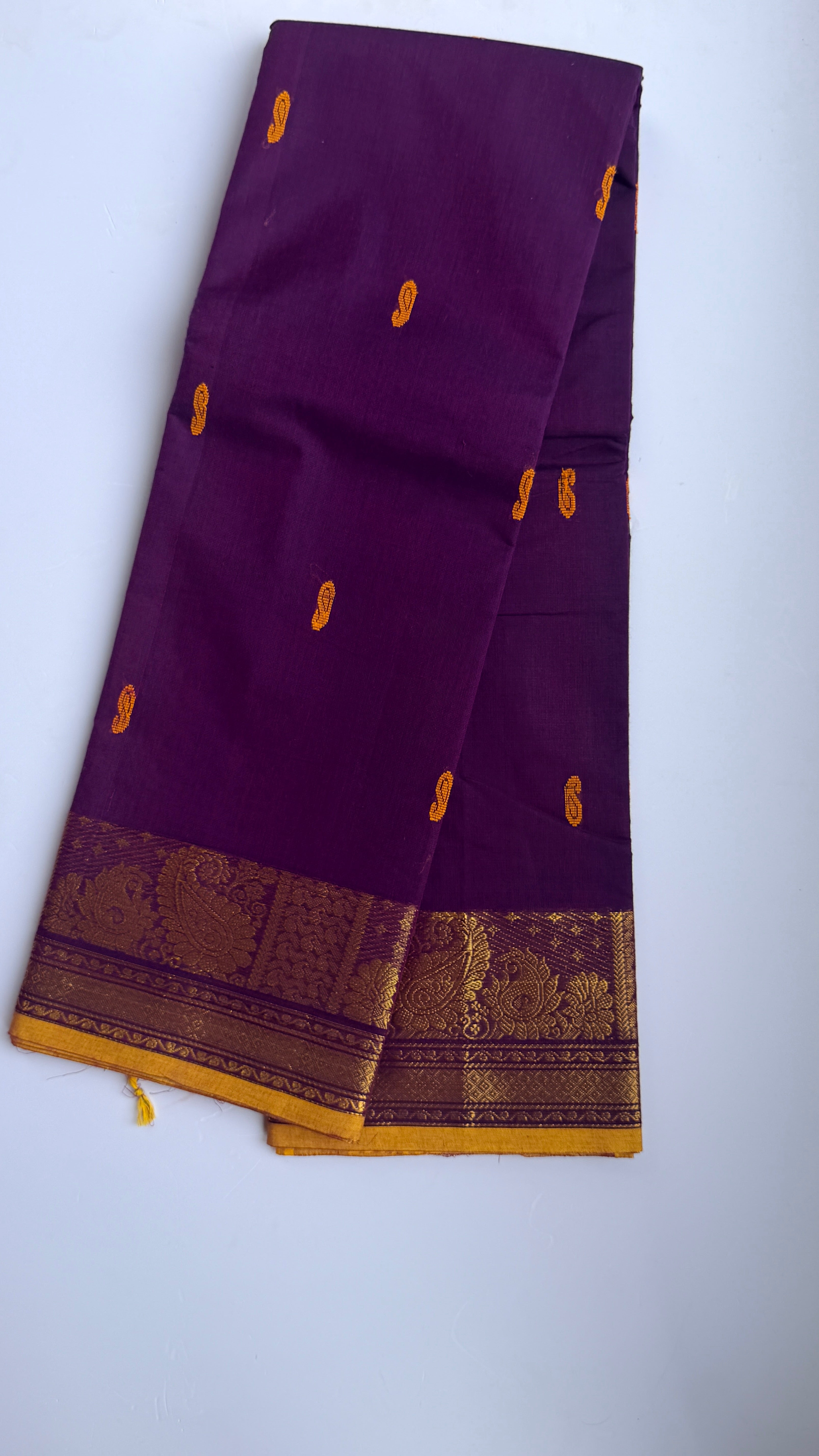 Premium kanchi cotton with bhuta