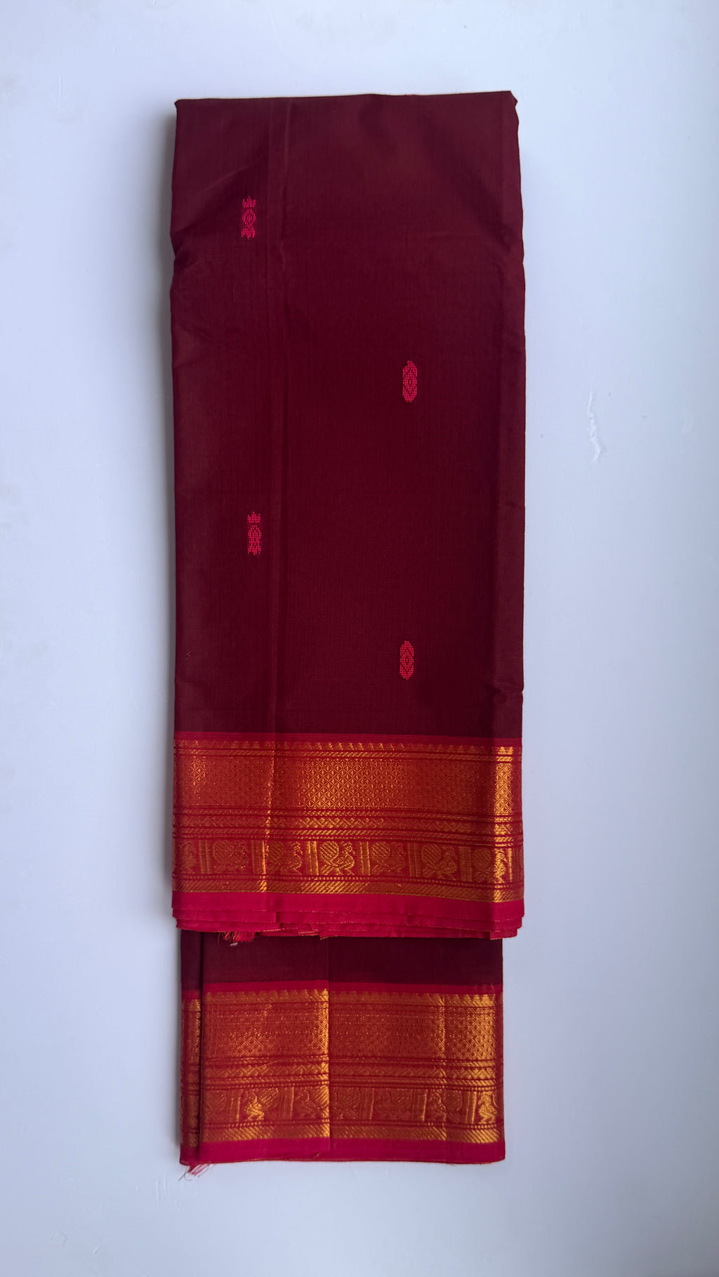 Premium kanchi cotton with bhutas