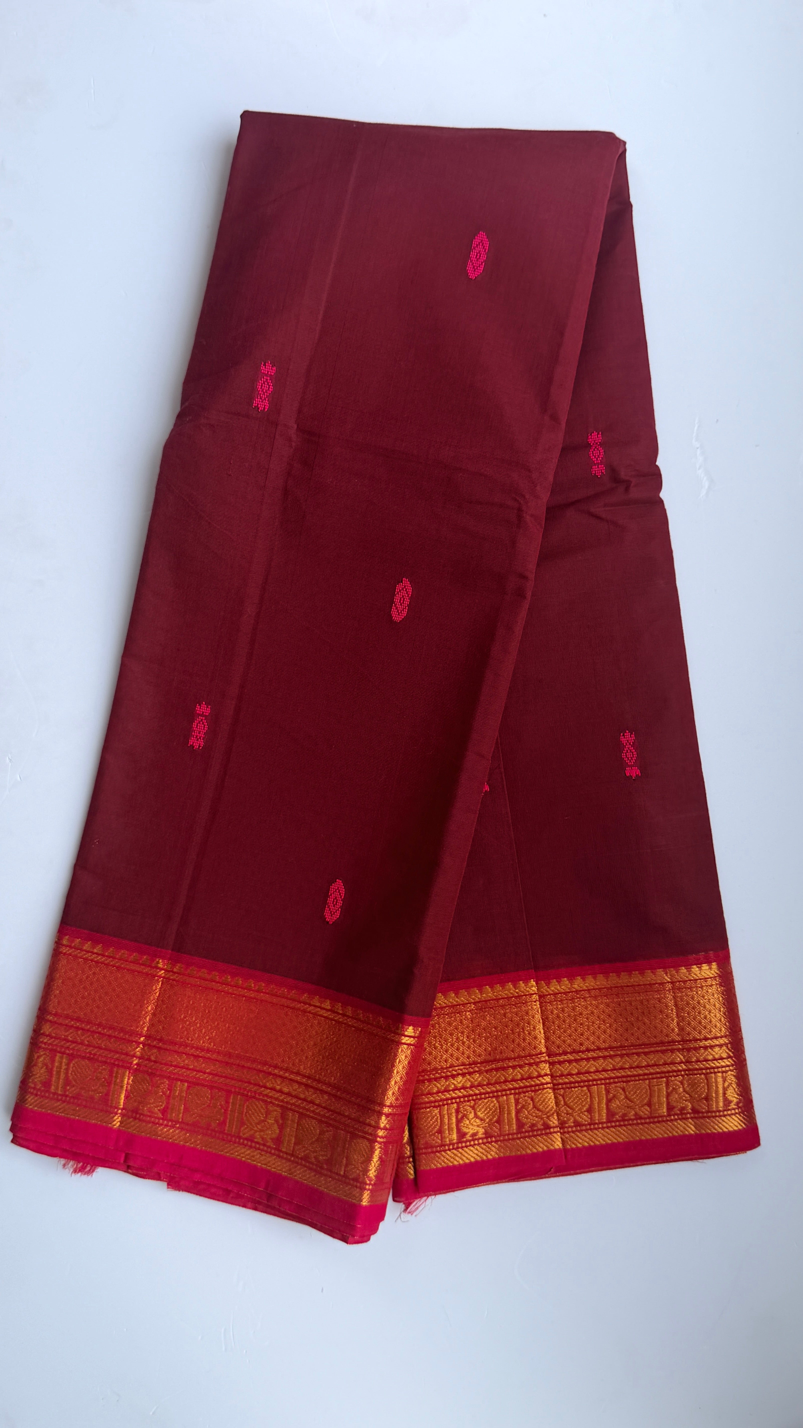 Premium kanchi cotton with bhutas
