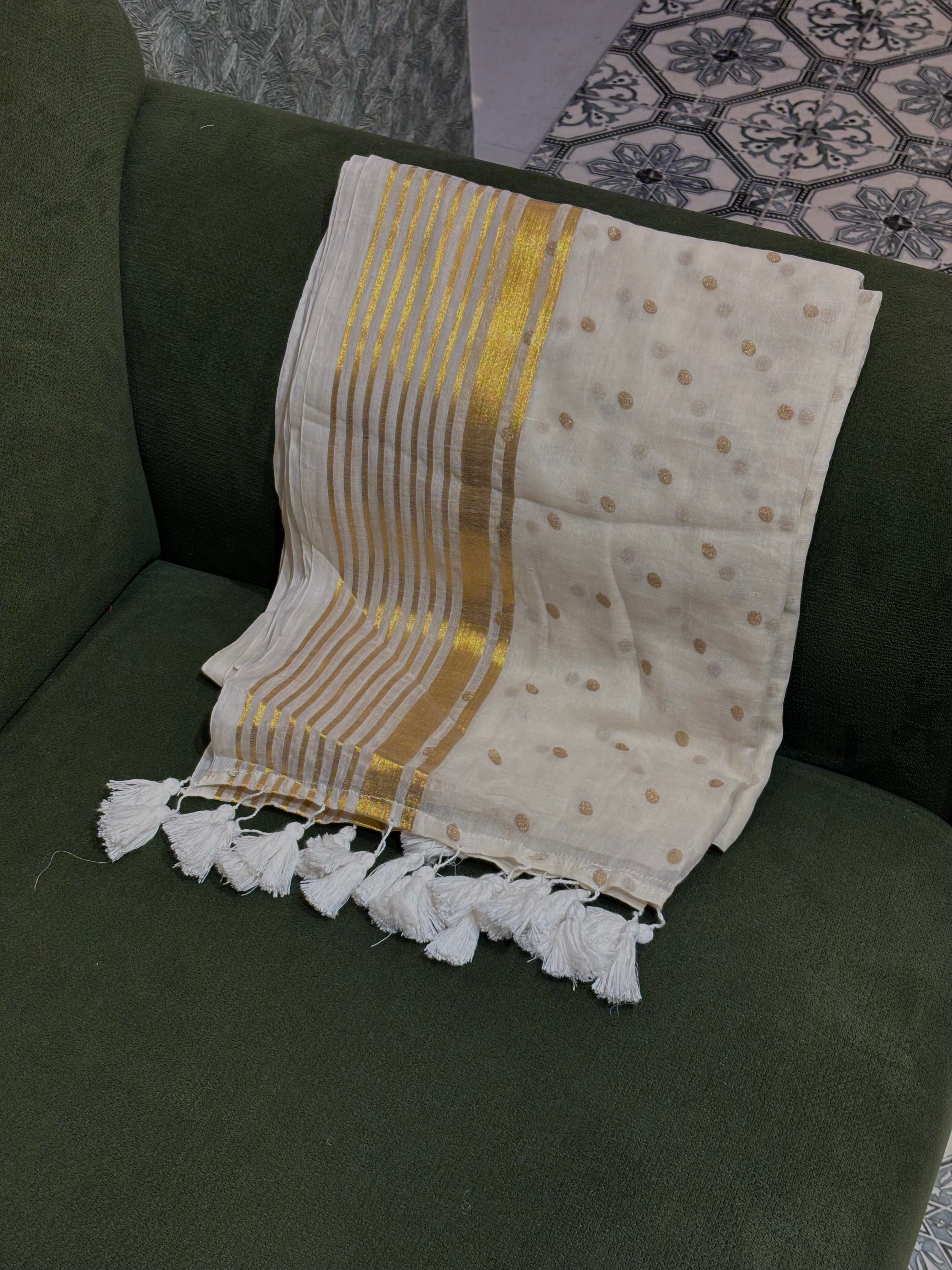 Small polka Mul cotton saree