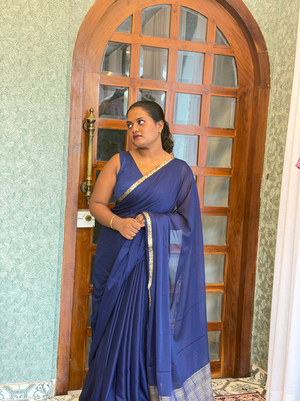 chinnon saree blue
