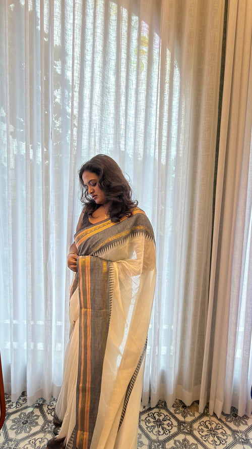 Back mul cotton saree